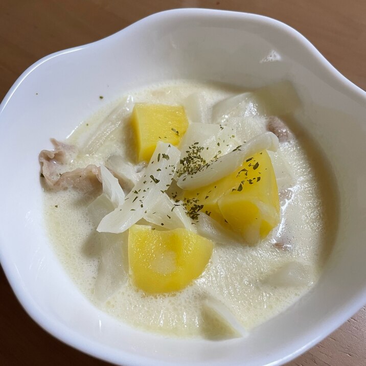 さつま芋と大根のクリーム煮